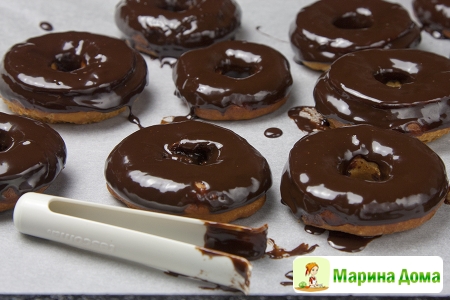 Пончики Данкин Донатс в шоколадной глазури дома