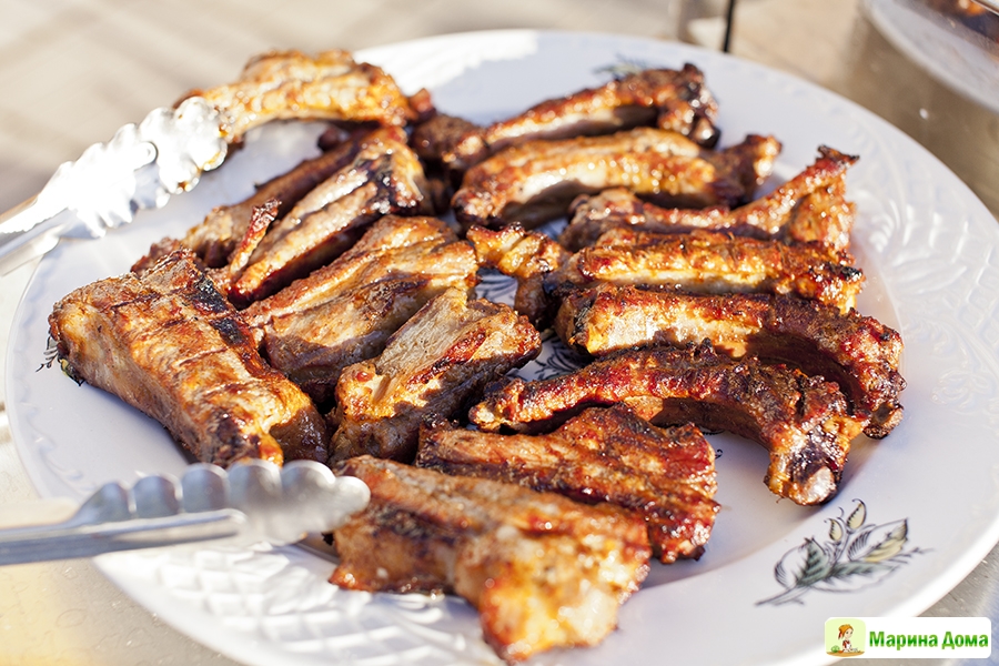 Свиные ребрышки на гриле рецепт – Венгерская кухня: Основные блюда. «Еда»